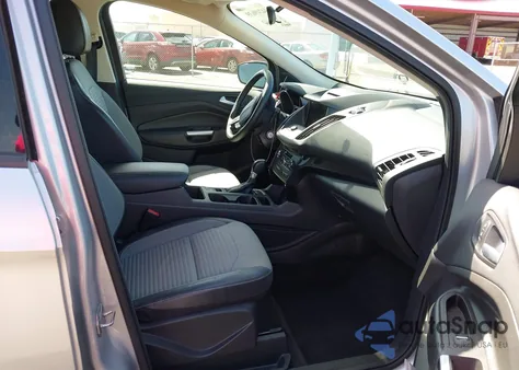 2017 Ford Escape Se z USA, uszkodzony, nr VIN 1FMCU0G97HUE37306